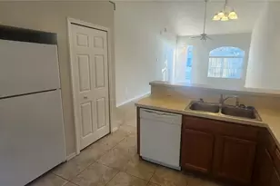 7411 Canterbury St, Spring Hill, FL 34606 - Photo 6
