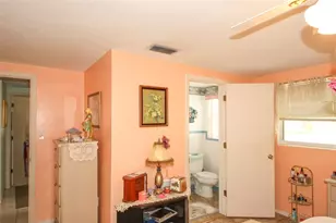 10638 Oak Hill Dr, Port Richey, FL 34668 - Photo 12