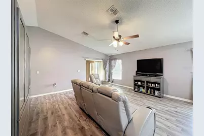 189 Center Oak Circle, Spring Hill, FL 34609 - Photo 20