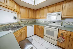 6035 Sea Ranch Dr, Hudson, FL 34667 - Photo 8