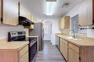 10330 White Cedar St, Port Richey, FL 34668 - Photo 14