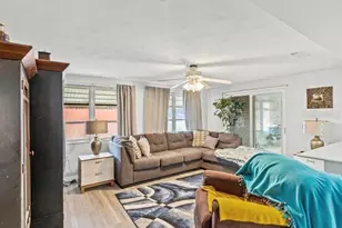 3720 Warbler Dr, New Port Richey, FL 34652 - Photo 10