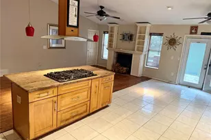 2635 Glenview Dr, Land O Lakes, FL 34639 - Photo 4