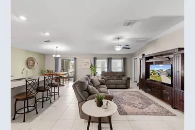 370 Argyll Drive, Spring Hill, FL 34609 - Photo 4