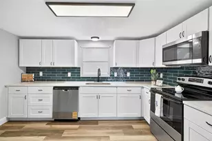 11120 Tamarix Ave, Port Richey, FL 34668 - Photo 6