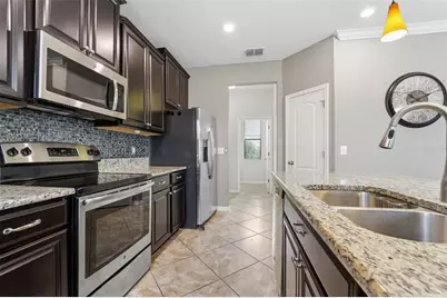 11714 Lake Boulevard, New Port Richey, FL 34655 - Photo 6