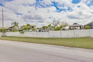 6606 Beach Blvd, Hudson, FL 34667 - Photo 42