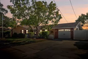 5820 Melaleuca Dr, Holiday, FL 34690 - Photo 2