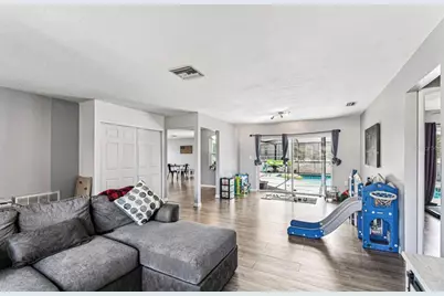 7112 Vista Way, Port Richey, FL 34668 - Photo 10