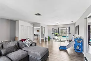 7112 Vista Way, Port Richey, FL 34668 - Photo 10