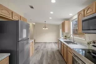 18008 Greensboro St, Spring Hill, FL 34610 - Photo 24