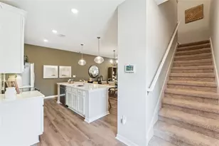 2250 Red Pine Ct, Eustis, FL 32726 - Photo 10