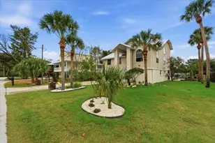 1821 NW 20th Ave, Crystal River, FL 34428 - Photo 2