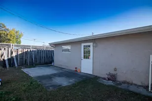 1153 Tamarac Dr, Holiday, FL 34690 - Photo 40
