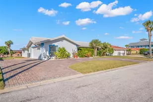 5451 Windward Way, New Port Richey, FL 34652 - Photo 6