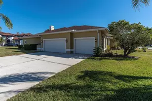4151 Eagle Watch Blvd, Palm Harbor, FL 34685 - Photo 4