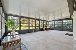 7822 Holiday Dr, Spring Hill, FL 34606 - Photo 22