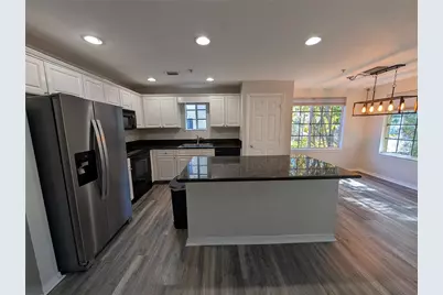 5202 Hampton Beach Place, Tampa, FL 33609 - Photo 4