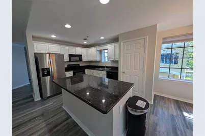 5202 Hampton Beach Place, Tampa, FL 33609 - Photo 8