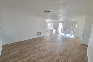 3608 Brompton Dr, Holiday, FL 34691 - Photo 4