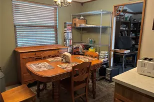 1023 Mineola Cir, Palm Harbor, FL 34683 - Photo 6