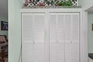 3250 Ambassador Ave, Spring Hill, FL 34609 - Photo 18