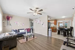 3290 Seaview Dr, Spring Hill, FL 34606 - Photo 6