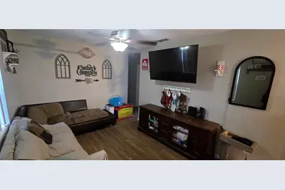 13911 3rd Street, Dade City, FL 33525 - Photo 10