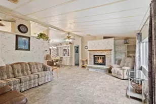 17718 Rockledge Ave, Spring Hill, FL 34610 - Photo 6