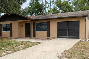 11062 Linden Dr, Spring Hill, FL 34609 - Photo 2