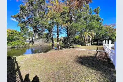 7201 Maplehurst Drive, Port Richey, FL 34668 - Photo 54