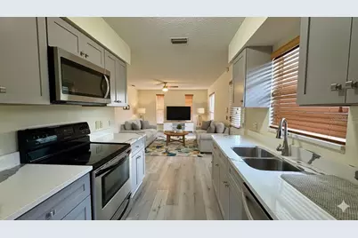 7815 Butler Avenue, Hudson, FL 34667 - Photo 6