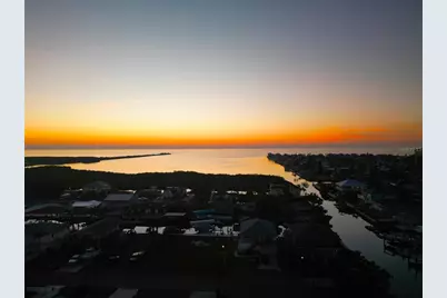 6814 Gull Lane, Hudson, FL 34667 - Photo 8