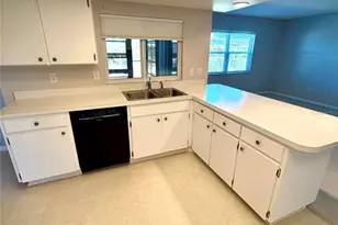 657 Fort Duquesna Dr, Sun City Center, FL 33573 - Photo 10