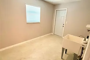 657 Fort Duquesna Dr, Sun City Center, FL 33573 - Photo 22