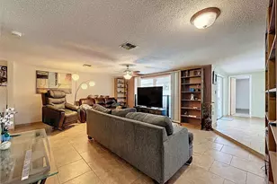 9610 Rainbow Ln, Port Richey, FL 34668 - Photo 10