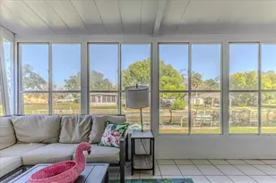 5261 Circle Dr, Weeki Wachee, FL 34607 - Photo 42