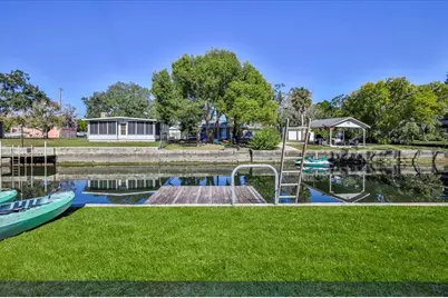 5261 Circle Drive, Weeki Wachee, FL 34607 - Photo 8