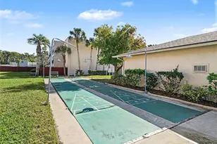 2779 Woodgate Ln, Sarasota, FL 34231 - Photo 34