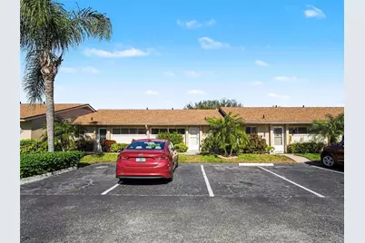 2779 Woodgate Lane #33, Sarasota, FL 34231 - Photo 4