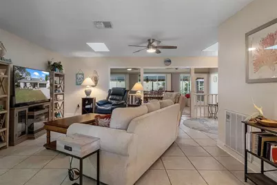 6461 Ocean Pines Lane, Spring Hill, FL 34606 - Photo 6