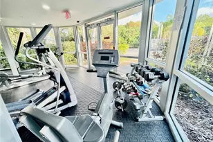 3315 58th Ave S, Saint Petersburg, FL 33712 - Photo 14