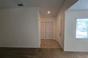 8027 Picketts Ct, Weeki Wachee, FL 34613 - Photo 8