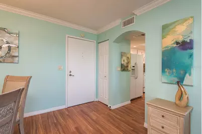10216 Regal Dr. #407, Largo, FL 33774 - Photo 4