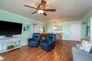 10216 Regal Dr, Largo, FL 33774 - Photo 8