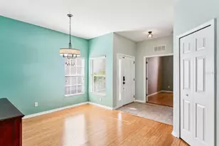 9314 Creedmoor Ln, New Port Richey, FL 34654 - Photo 14