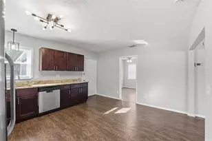 2004 Culberson Ave, Dunedin, FL 34698 - Photo 14