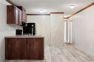 9430 Mango St, New Port Richey, FL 34654 - Photo 16