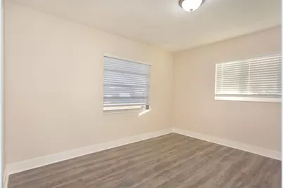 4673 Orlando Circle, Bradenton, FL 34207 - Photo 20