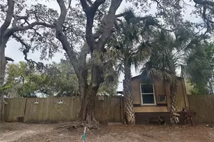 6631 Celeste Ln, New Port Richey, FL 34653 - Photo 6